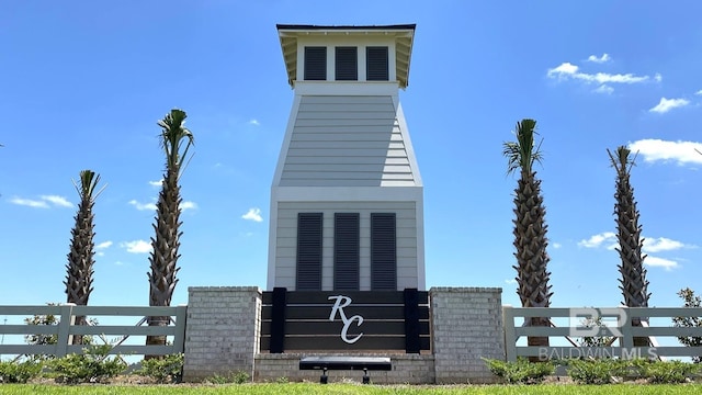 exterior details with fence