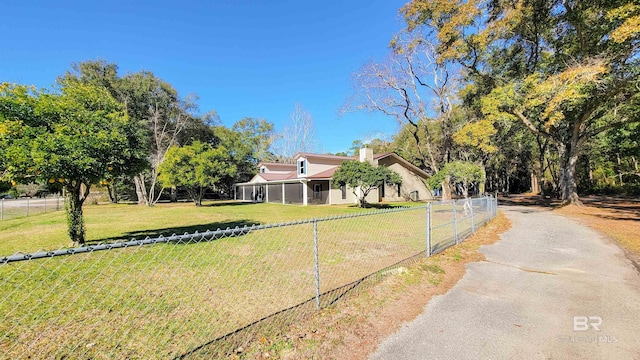 view of front of property with a front yard