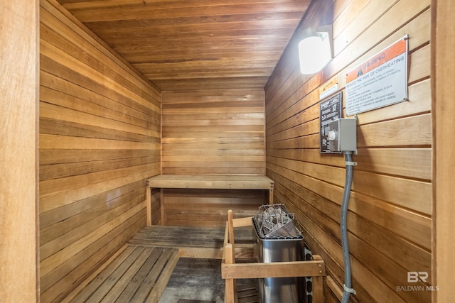 view of sauna / steam room