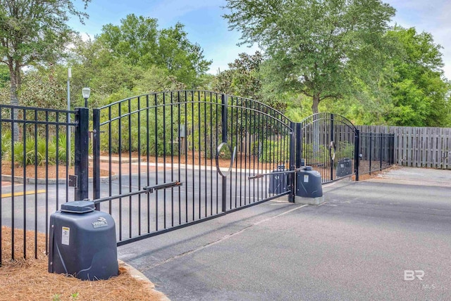 1430 Regency Rd Unit C201, Gulf Shores, AL 36542 - view of gate
