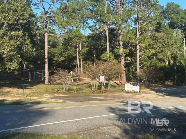 707 Daphmont Dr, Daphne, AL 36526