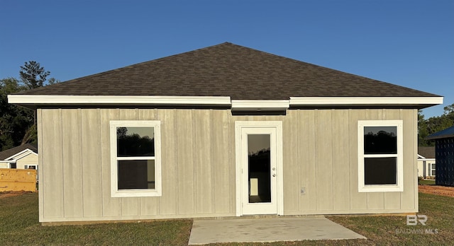 13729 Shea Cir, Foley, AL 36535 - back of property featuring a shingled roof