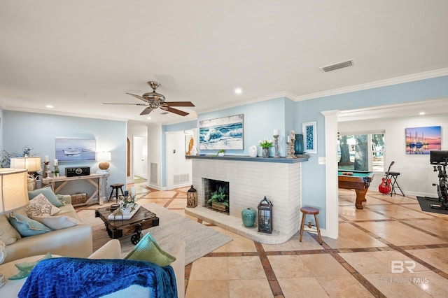 living room featuring recessed lighting, visible vents, a fireplace, and baseboards