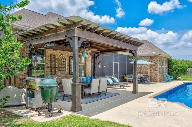 view of patio / terrace featuring a fenced in pool, outdoor dining space, and fence