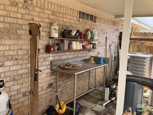 1052 Orlando Dr, Foley, AL 36535 - view of bar area