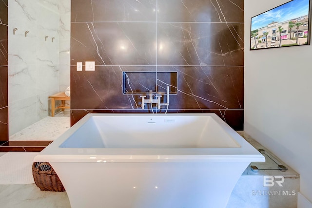 27269 Perdido Beach Blvd Unit C5A, Orange Beach, AL 36561 - full bathroom featuring a freestanding bath