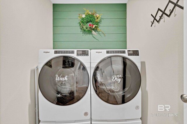 1203 Hayward Loop, Foley, AL 36535 - washroom featuring laundry area and independent washer and dryer