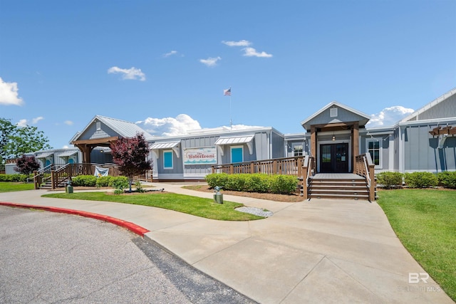 4 Yacht Club Dr Unit 174, Daphne, AL 36526 - view of front of property featuring a front lawn and a porch