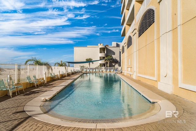 view of swimming pool