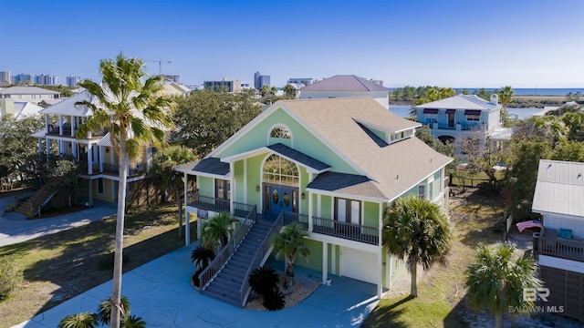 view of front facade with a garage