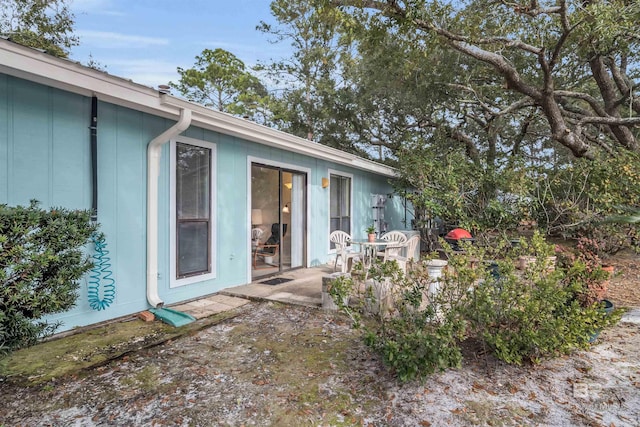 2277 Oyster Bay Ln Unit 502, Gulf Shores, AL 36542 - back of property featuring a patio