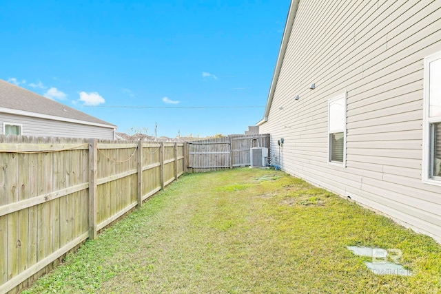 view of yard featuring cooling unit