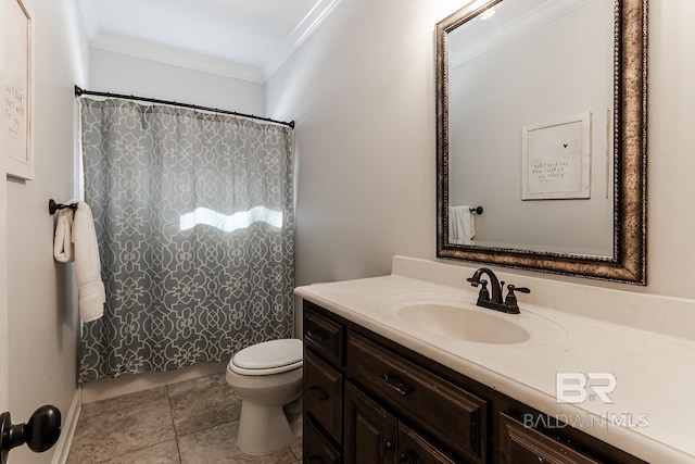 bathroom featuring a shower with shower curtain, vanity, toilet, and ornamental molding