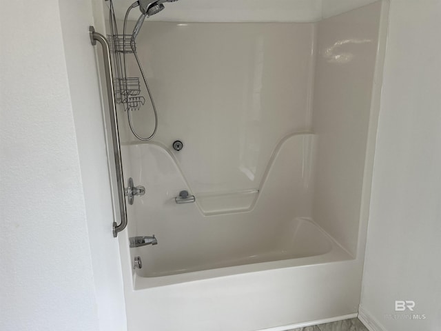 bathroom featuring shower / bathtub combination