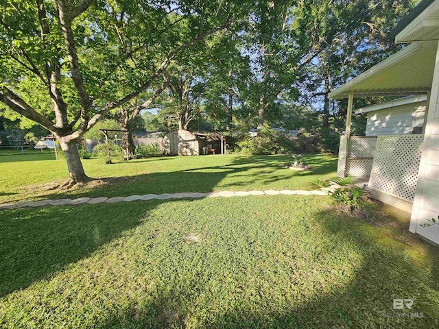 524 Linda Ln, Saraland, AL 36571 - view of grassy yard