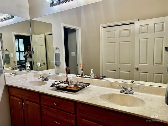 bathroom featuring vanity