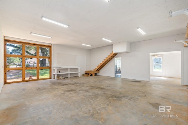 garage with ceiling fan