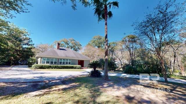 view of front of home