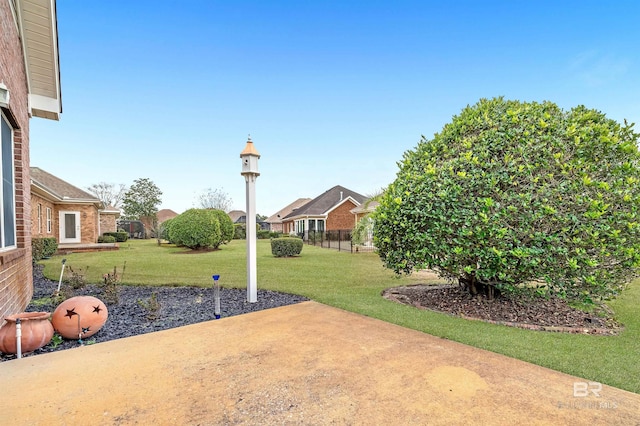 view of yard with a patio area