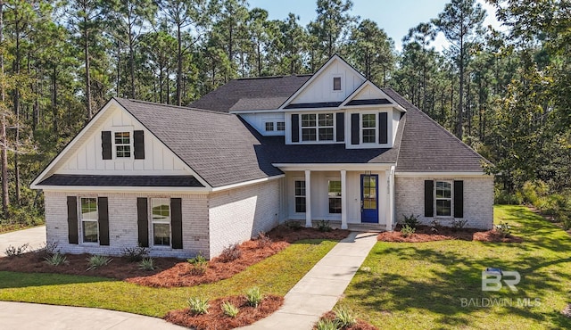 view of front of property with a front lawn