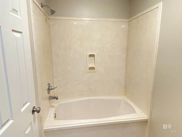 bathroom with shower / bathtub combination