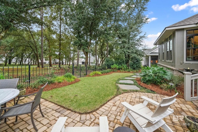 view of yard with a patio area