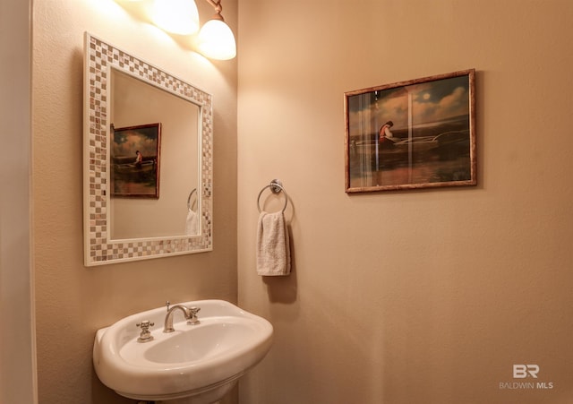 bathroom with sink