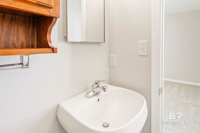 bathroom with sink