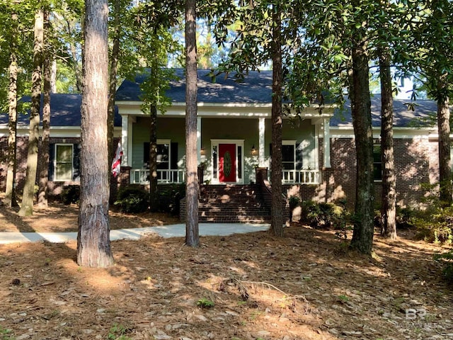 view of front of house featuring covered porch