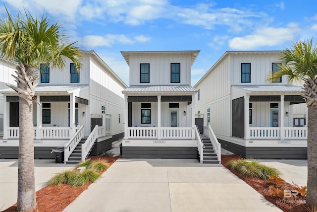 modern farmhouse style home featuring a porch