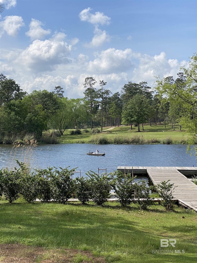 35 Shinnecock Ln, Loxley, AL 36551