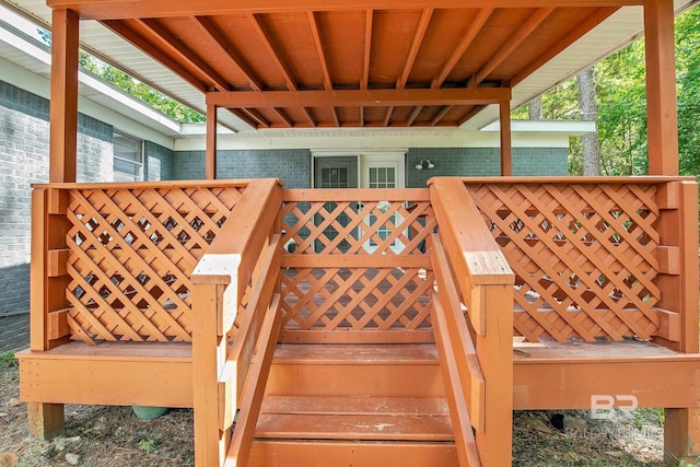 3304 Armond St, Mobile, AL 36605 - view of wooden terrace