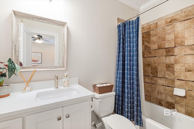 bathroom with ceiling fan, toilet, vanity, shower / tub combo with curtain, and crown molding