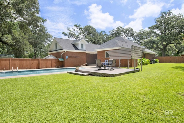 4340 Hamilton Oaks Ln, Mobile, AL 36695 - fenced backyard with a patio area