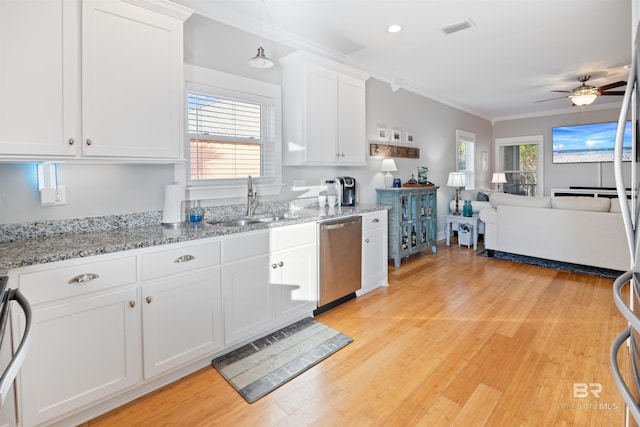 5781 State Highway 180 Unit 6020, Gulf Shores, AL 36542 - kitchen featuring sink, crown molding, white cabinets, stainless steel dishwasher, and light wood-type flooring