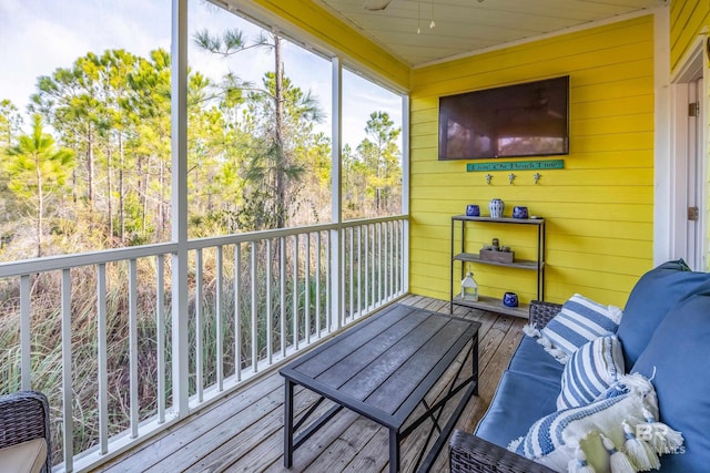 5781 State Highway 180 Unit 6020, Gulf Shores, AL 36542 - sunroom featuring ceiling fan