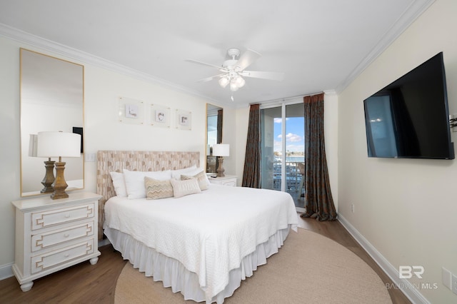 bedroom featuring ceiling fan, hardwood / wood-style floors, access to exterior, and crown molding