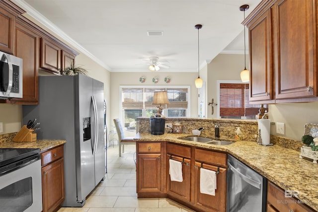 kitchen featuring sink, ceiling fan, crown molding, and stainless steel appliances