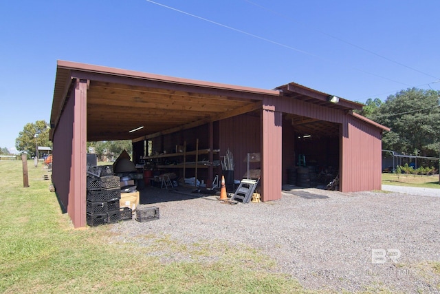 exterior space with a yard