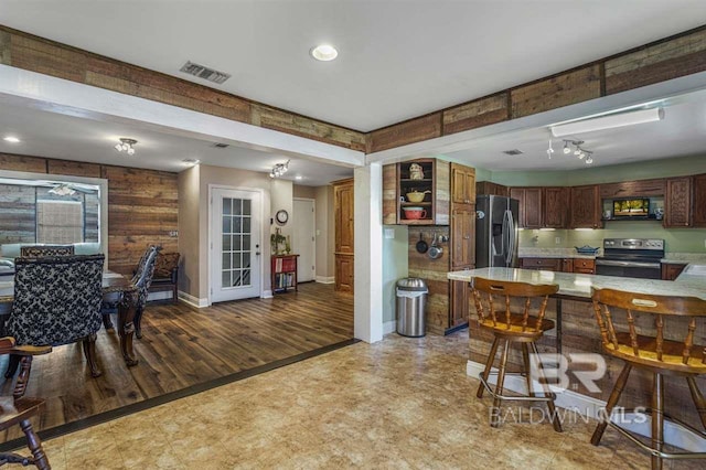 kitchen featuring stainless steel appliances