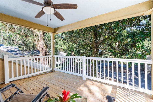 deck with ceiling fan