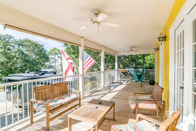 deck with ceiling fan