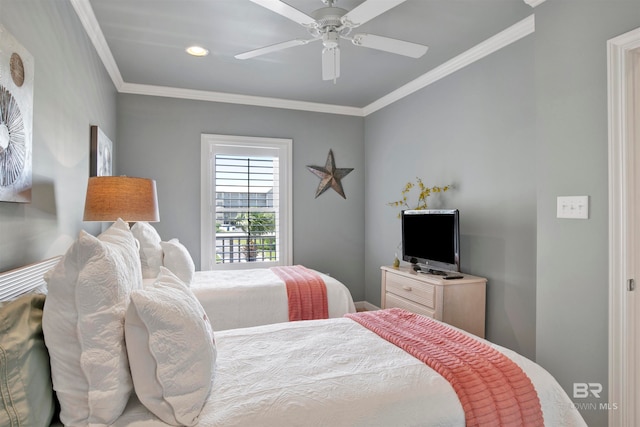 bedroom with crown molding and ceiling fan