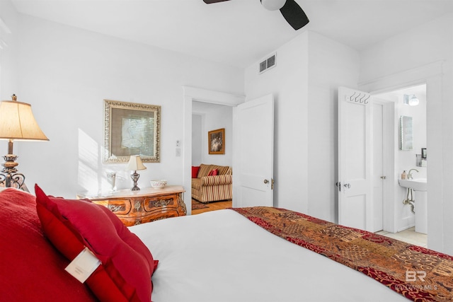 bedroom with ceiling fan