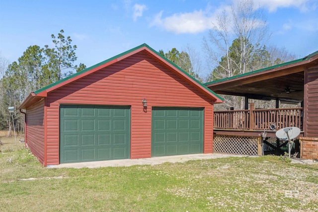 view of detached garage