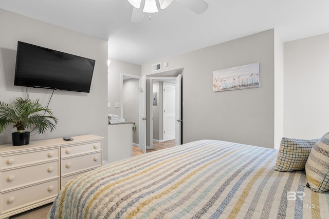 bedroom featuring ceiling fan