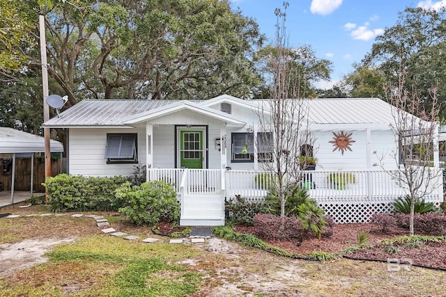 view of front of house with covered porch