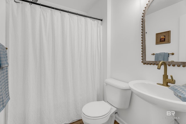 4 Yacht Club Dr Unit 15, Daphne, AL 36526 - full bath featuring toilet, a sink, and a shower with shower curtain