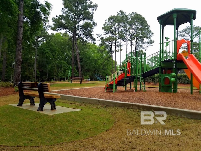 119 Sandlewood Cir, Daphne, AL 36526 - community play area with a lawn