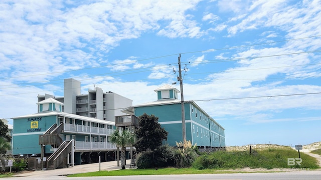 view of building exterior